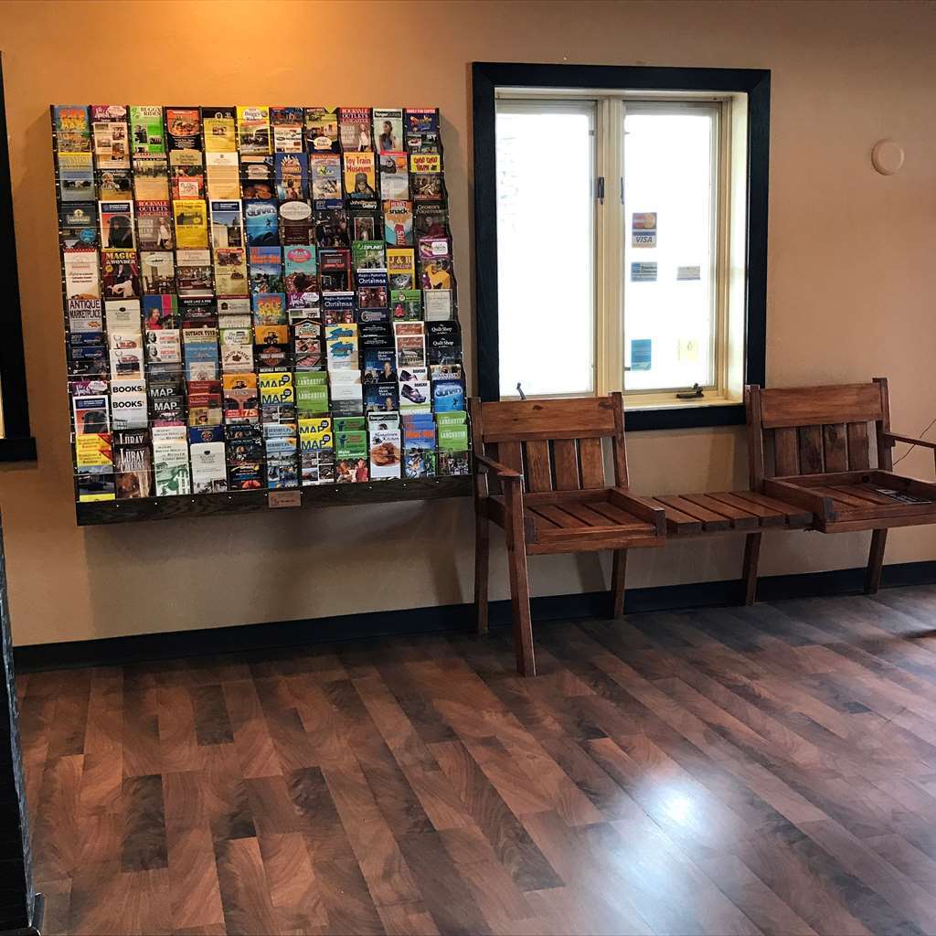 Soudersburg Inn & Suites Lancaster Ronks Interior photo