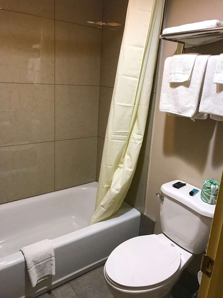 Soudersburg Inn & Suites Lancaster Ronks Room photo