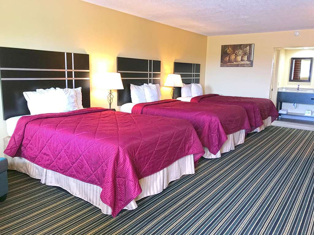 Soudersburg Inn & Suites Lancaster Ronks Room photo
